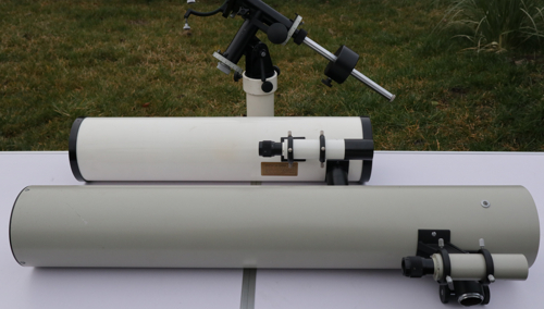 Porównanie tubusów dwóch wersji teleskopu Tał-1